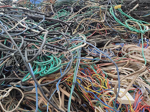 �Ͼɵ��»���